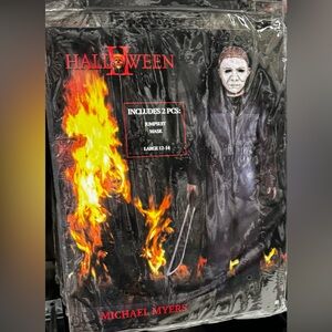 Michael Myers Youth Large 12-14 NWT